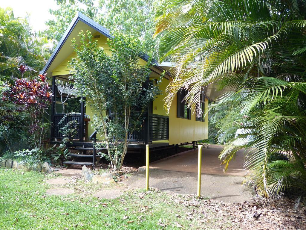 Lake Eacham Tourist Park & Cabins Екстериор снимка
